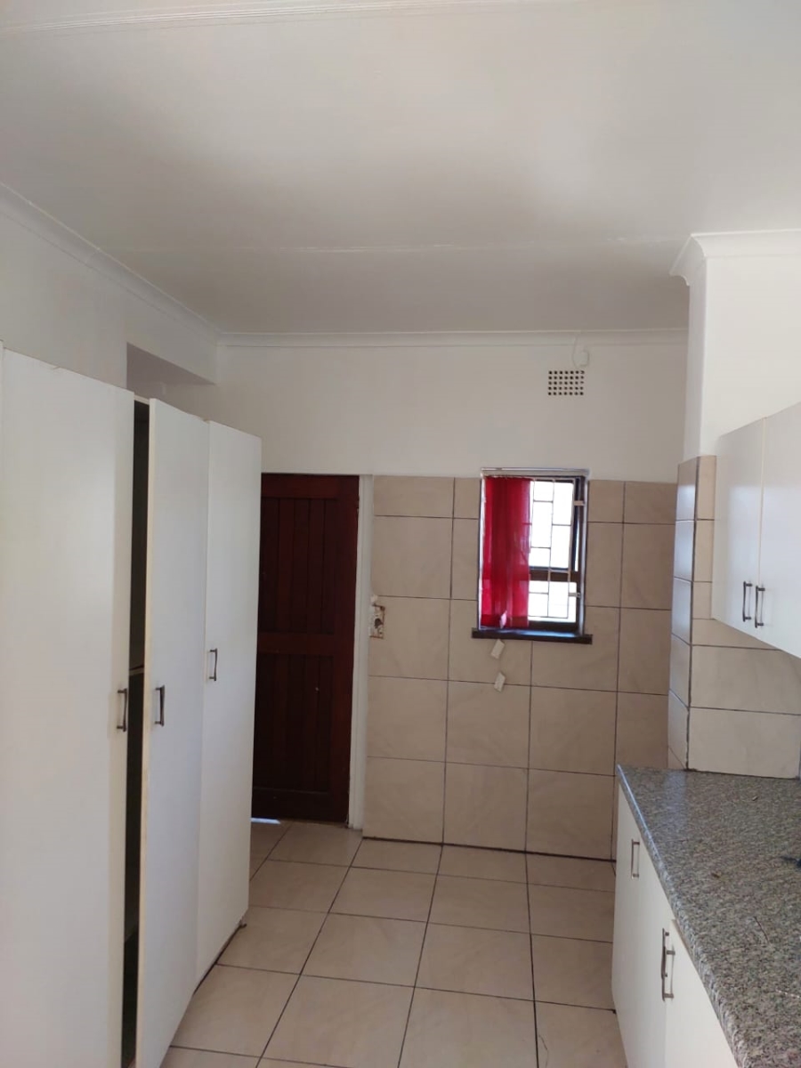To Let 4 Bedroom Property for Rent in Saldanha Western Cape